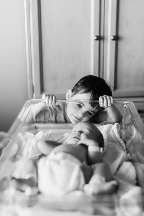 Big Brother And Little Sister, Fake Instagram Post, Baby Hospital Photos, Newborn Hospital Pictures, Newborn Hospital Photography, Baby Hospital Pictures, Hospital Photos Newborn, Birth Pictures, Hospital Photography