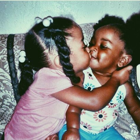 Sisterly love Kids Goals, I Love Being Black, Black Sisters, Cute Black Babies, Beautiful Black Babies, Mommy Goals, Future Mom, Black Families