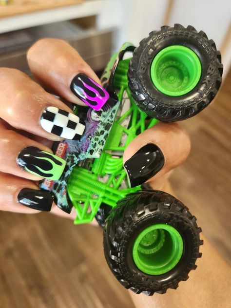 Grave Digger Nails, Monster Truck Show Outfit Ideas Women, Monster Jam Halloween Costume, What To Wear To Monster Jam Women, Monster Jam Nails, Monster Jam Nail Designs, Monster Truck Nails, Monster Jam Outfit Women, Monster Jam Grave Digger