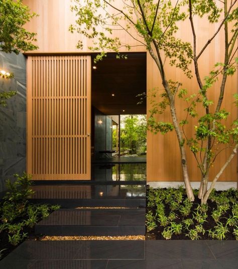 House Design Exterior, Timber Cladding, Japanese Interior, Design Exterior, Japanese Architecture, Japanese House, House Entrance, Residential Architecture, Modernism