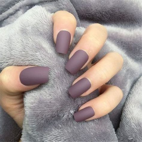 Grey Nail, Matte Nail Art, Matte Nails Design, Uv Gel Nail Polish, Nails Polish, Uv Gel Nails, Cat Kuku, Accent Nails, Classy Nails