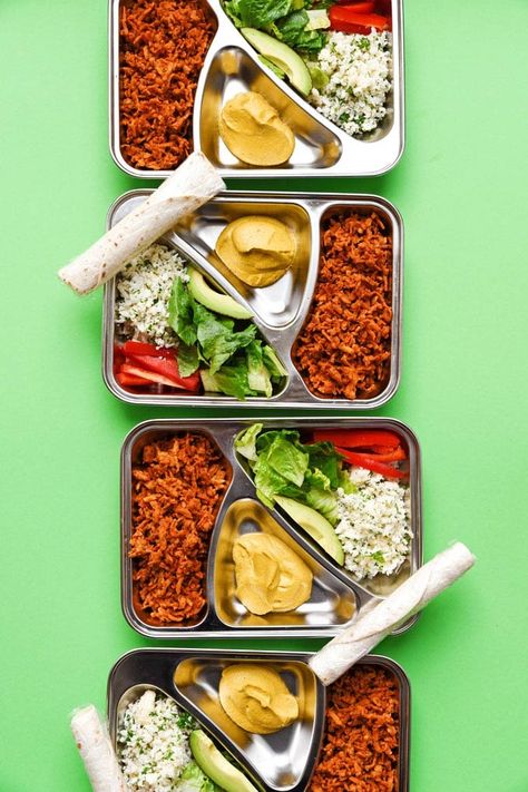 This vegan Burrito Bowl Meal Prep recipe is the perfect make ahead lunch that makes clean eating all week easy (and full of flavor)! A healthy meal prep lunch idea that's vegetarian and easy to make. #mealprep #veganrecipes #vegetarianrecipes #glutenfreerecipes #mealpreprecipes #healthy #lunch // Live Eat Learn Rice And Queso, Healthy Meal Prep Lunch, Vegan Burrito Bowl, Make Ahead Lunch, Chipotle Rice, Bowl Meal Prep, Burrito Bowl Meal Prep, Vegetarian Burrito, Vegan Burrito