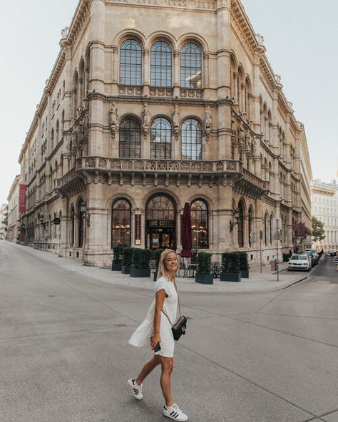 Vienna in Summer - 4 day trip — Signe Mengote Vienna Street Style Summer, Vienna Instagram, Vienna Summer, Style Test, Vienna State Opera, History Architecture, Enjoy Your Vacation, Amazing Buildings, Travel Bug