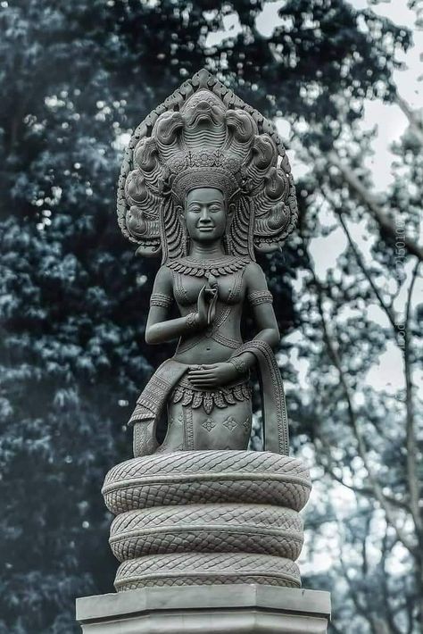 Naga Queen​ 🇰🇭- Preah Mer Neak Daughter of king Naga - ព្រះនាងនាគ Khmer Naga Tattoo, Khmer Naga, Naga Queen, Woods Craft, Daughter Of King, Khmer Tattoo, Yoga Energy, Asian Sculptures, Angkor Wat Cambodia