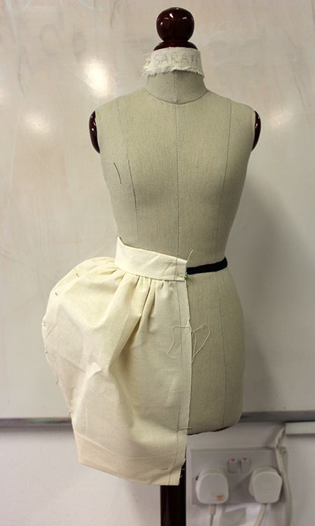 Peg Top Skirt, Peg Skirt, Box Skirt, Back View, Front View, Skirt Fashion, Leather Backpack, Fashion Inspo, Skirt