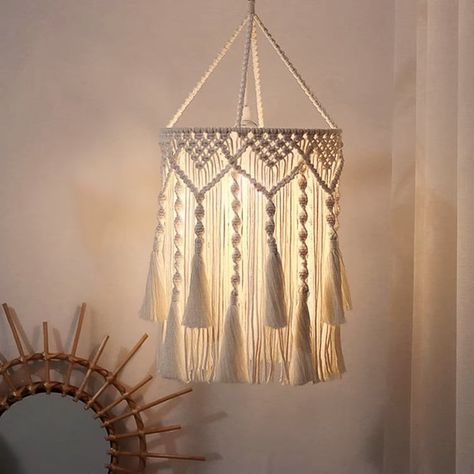 Macrame Light, Macrame Lamp Shade, Macrame Chandelier, Simpul Makrame, Macrame Lamp, Decorative Lamp Shades, Makramee Diy, Light Hanging, Deco Originale