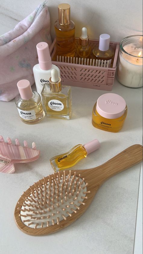 Pretty Skin Care, Pretty Skin, Pink Girly Things, Pink Vibes, Damaged Hair Repair, Scalp Massage, Moisturize Hair, روتين العناية بالبشرة, Makeup Essentials