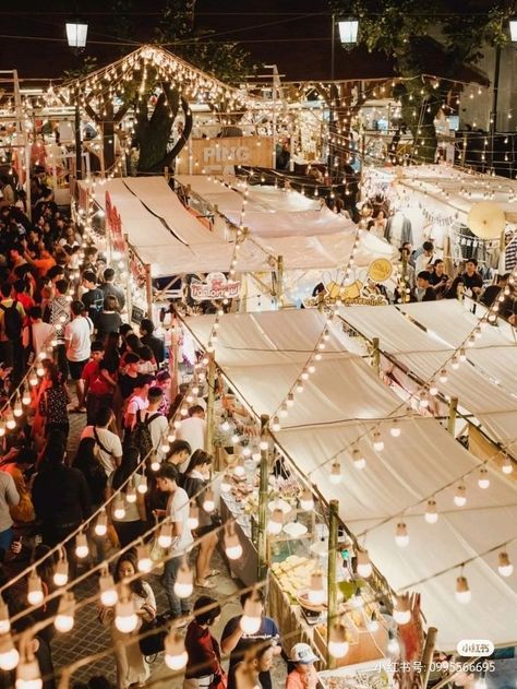 Night Market Aesthetic, Food Festivals Event, Market Lights, Festival Aesthetic, Market Lighting, Hakodate, Temporary Structures, Pop Up Market, School Event