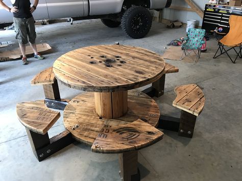 Spool Bench, Wood Spool Tables, Wire Spool Tables, Wooden Spool Tables, Cable Spool Tables, Wooden Spool Projects, Drink Tables, Spool Table, Table Palette