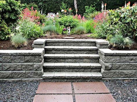 Retaining Wall Steps, Diy Retaining Wall, Backyard Retaining Walls, Retaining Wall Blocks, Retaining Wall Design, Garden Blocks, Retaining Wall Ideas, Fence Design Ideas, Building A Retaining Wall