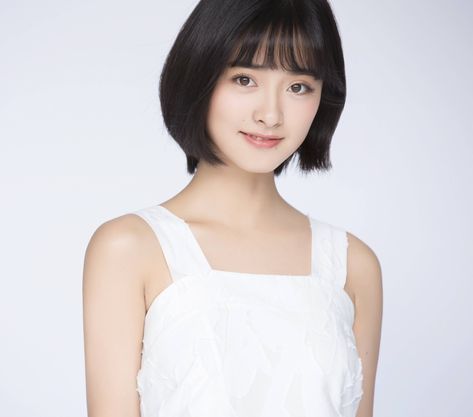 Upcoming drama: Meteor Garden 2018 - Lead Actress Shancai Meteor Garden, Short Haired Girl, Chinese Tv Shows, Shen Yue, Early Photos, Meteor Garden 2018, A Love So Beautiful, Meteor Garden, Best Tv Shows