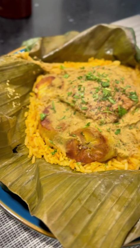 Receta de la Costa y Amazonia. Tonga de pescado paiche. Tecnicas montubias con ingredientes de la Amazonía Ecuatoriana. Cocina de autor y fusión. #paiche #tonga #manabi #ecuador #cocina #chef #recetas #amazonia | Chef Carlos Villacís | Casper · 20qm Tonga, Ecuador, Chef