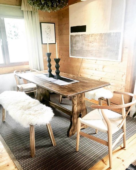 Log Slice Long Kitchen Bench With Fur Rug, Sheepskin Rug On Chair, Sheepskin Rug On Bench, Dining Chairs With Sheepskin Throw, Skogsta Bench, Jute And Sheepskin Rug, Hallway Benches, Muji Interior, Dining Room Drapes