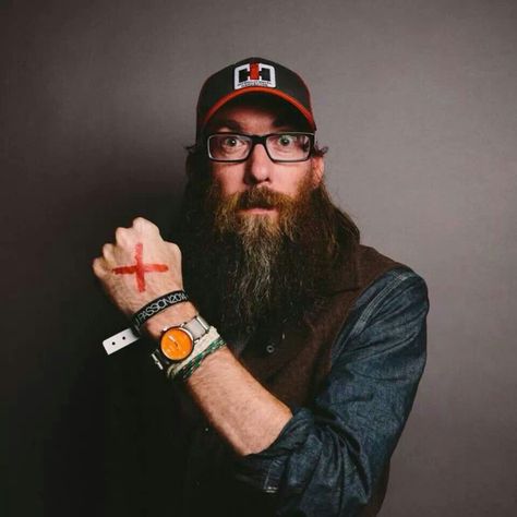 David Crowder! Absolutely my fav! David Crowder, David Wallace, Christian Artists, Christian Music, Good News, Che Guevara, Music