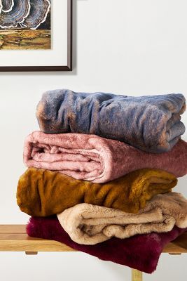 Treat yourself or a loved one to the luxurious feel of faux fur with this oh-so-soft throw blanket. Its short pile is dipped in a contrast color, lending it a sense visual depth and dimension. Anthropologie Christmas, Anthropologie Holiday, Anthropologie Home, Faux Fur Throw Blanket, Faux Fur Pillow, Fur Pillow, Fur Throw Blanket, Unique Beds, Fur Throw