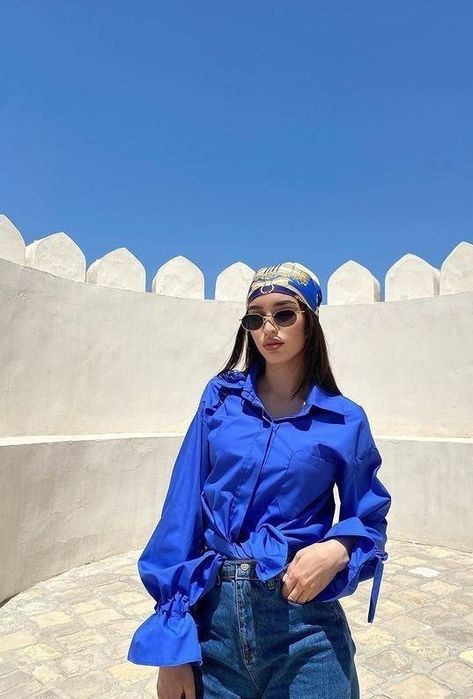 Iranian Women Fashion, Stylish Short Dresses, Nike Sweatpants, Muslimah Fashion Outfits, Looks Black, Causual Outfits, Summer Fashion Outfits, Blue Shirt, Outfits Casuales