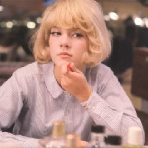 60s Bob Hairstyles, 60s Bob Haircut, Hair Styles Vintage, Blonde Hair Short Hair, Blonde Hair Short, Pageboy Haircut, Petite Blonde, 60s Hair, Old Hairstyles