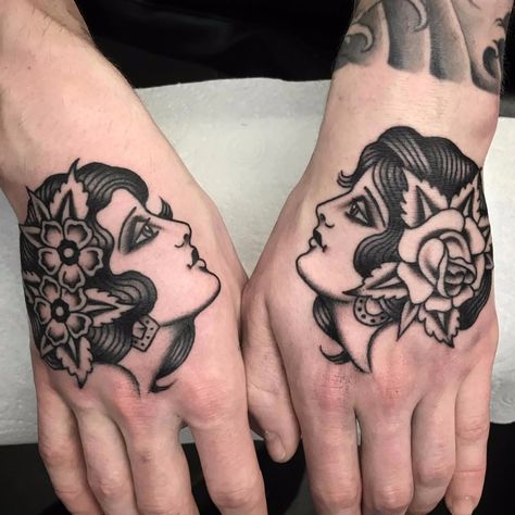 Traditional Tattoo Face, Traditional Tattoo Woman Face, Business Tattoo, Traditional Tattoo Woman, Traditional Hand Tattoo, Traditional Black Tattoo, Face Tattoos For Women, Traditional Tattoo Sleeve, Inspiration Tattoos