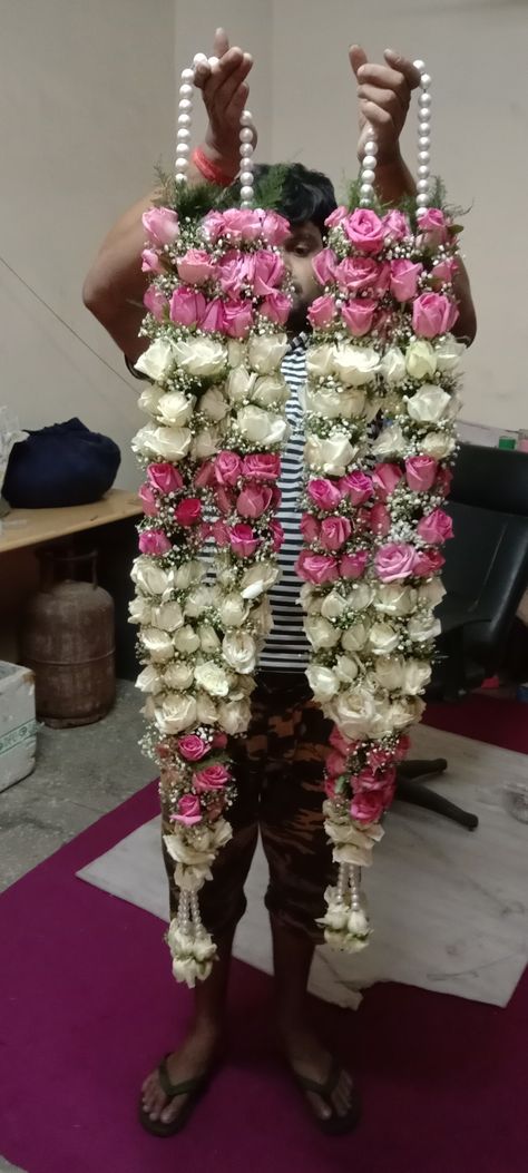 Orchid Garland Wedding Indian, Orchid Varmala Indian Weddings, Jai Mala Designs, Varmala Designs Indian Weddings, Jaimala Designs Indian Weddings, Jaymala For Wedding, Wedding Mala Rose, Orchid Garland, Groom Mala