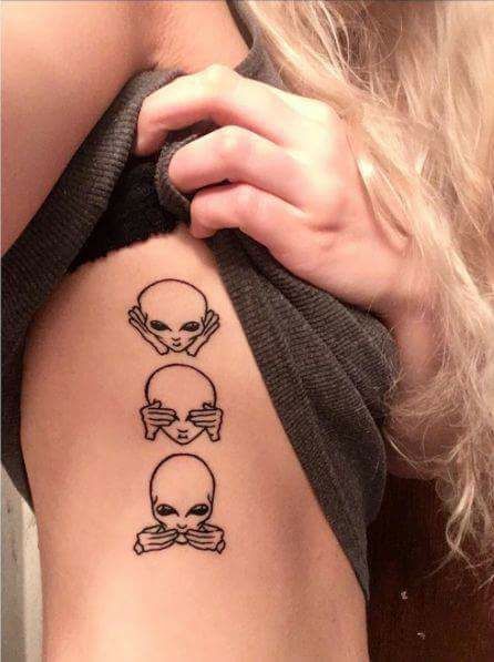 Tattoo Homme, Evil Tattoo, Beginner Tattoos, Alien Tattoo, Geniale Tattoos, Best Sleeve Tattoos, Funny Tattoos, No Evil, Dream Tattoos