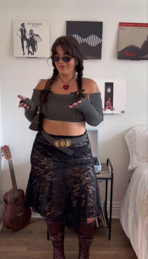 Concert Outfit Over 50, Plus Size Rock Concert Outfit, Midsize Coquette, Coachella Outfit Plus Size, Plus Size Coachella Outfit, Festival Outfits Plus Size, Festival Outfit Plus Size, Rock Concert Outfit, Plus Size Festival Outfit