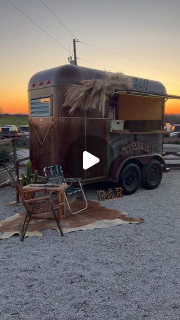 Vintage Cowgirl Cases (Teresa Johnson) on Instagram: "My vintage horse trailer bar, pulled it out of a barn it had been sitting in for at least 20 years…loved how nature had abed it so left the “patina” and just clear coated it…@thepatinacantina is ready for your event. #mobilebar #horsetrailerbar #vintagehorsetrailer #westernwedding #countrywedding #eventplanner #weddingplanner #partyplanner" Western Mobile Bar, Vintage Horse Trailer, Horse Trailer Bar, Trailer Bar, Vintage Cowgirl, Horse Trailer, Mobile Bar, Vintage Horse, Western Wedding