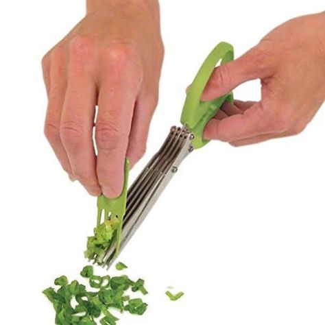 Helpful kitchen tools for fruit & veggie lovers that make life easier! on chemistrycachet.com Herb Kitchen, Herb Scissors, Types Of Herbs, Scissor Cut, Kitchen Shears, Culinary Herbs, Vegetable Tools, Kitchen Scissors, Cool Kitchen Gadgets