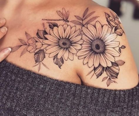 Sunflowers Shoulder Tattoo, Women Flower Shoulder Tattoo, Flower Quarter Sleeve Tattoo, Two Daisies Tattoo, Dragonfly Tattoo Sleeve, Sunflowers Tattoo Ideas, Sunflower Shoulder Tattoos For Women, Daisy Tattoo Designs Vintage, Nature Shoulder Tattoo