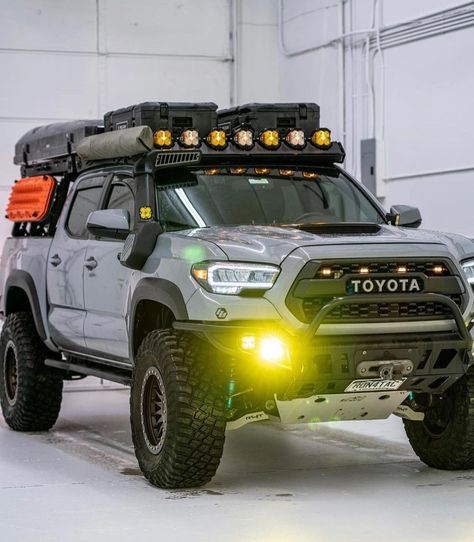 Offroad Trucks 4x4, Overland Tacoma, Toyota Tacoma Mods, Truck Organization, Cruiser Car, Baja Truck, Auto Camping, 6x6 Truck, Overland Gear