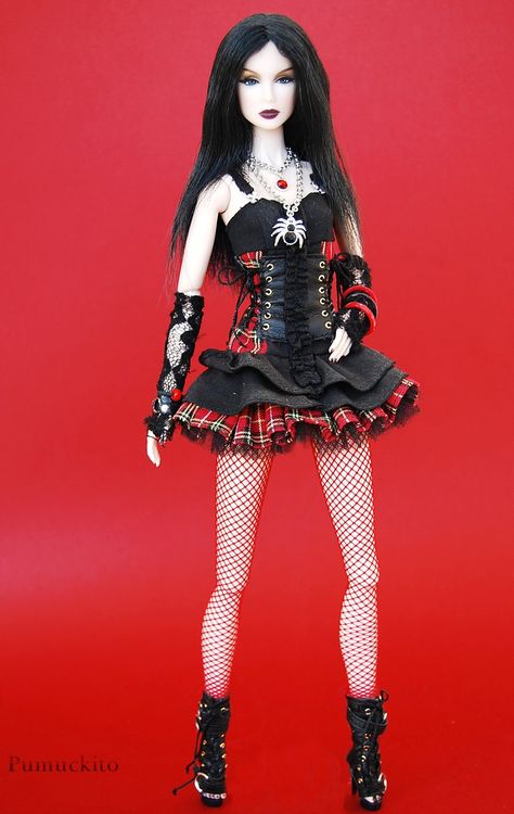 Goth Doll Outfit, Goth Barbie Aesthetic, Barbie Aesthetic Outfit, Gothic Barbie, Goddess Doll, Goth Barbie, Vampire Barbie, Cafe Dress, Mode Steampunk