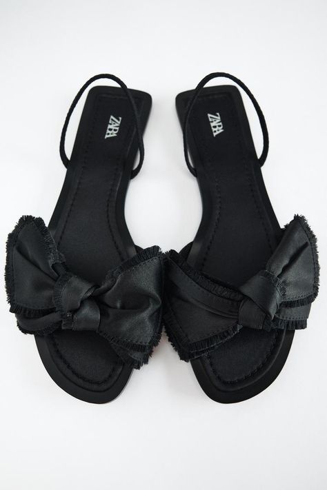 FLAT SANDALS WITH BOW - Black | ZARA United States Sandals With Bow, Zara Flats, Fabric Sandals, Blazers Shoes, Joggers Shoes, Flower Sandals, Bow Sandals, Zara Shoes, Black Flats