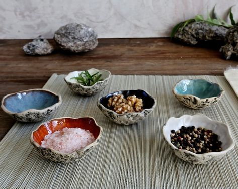 Asian Ceramic Dipping Sauce Bowls Set of 4 Japanese Style Soy Sauce Serving Dish Mini Bowl Set for Condiments - Etsy Organic Pottery, Pottery Ring Dish, Pottery Ring, Spice Bowls, Ceramic Fruit Bowl, Small Ceramic Bowl, Bowl Pottery, Ring Bowl, Rustic Bowls