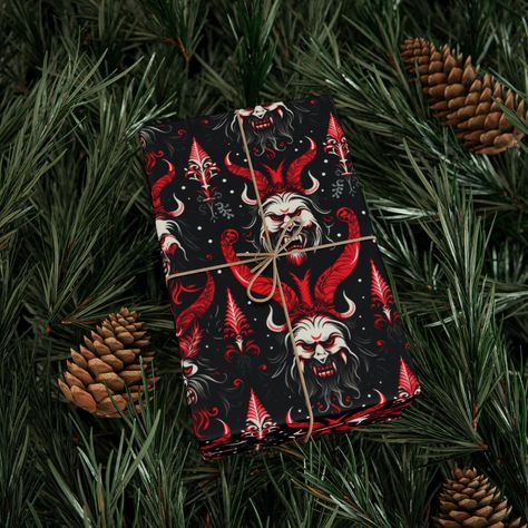 Goth Christmas Wrapping, Goth Holiday, Merry Yule, Goth Ideas, Halloween Wrapping Paper, Spooky Halloween Gifts, Christmas Tree Wrapping Paper, Holiday Elements, Goth Gifts