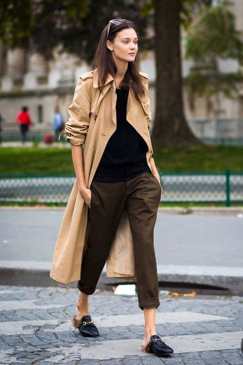 Trenchcoat Outfit, Diana Moldovan, Mantel Outfit, Street Style 2016, Trench Coat Outfit, Paris Mode, Coat Outfit, Street Style Paris, Street Look