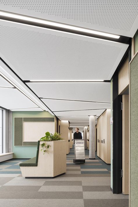 Office Design Ceiling, Ceiling Design Commercial, Modern Office Ceiling, Lobby Ceiling Design Modern, Ceiling Design Office, Office Ceiling Design, Ceiling Architecture, Ceiling Office, Erfurt Germany