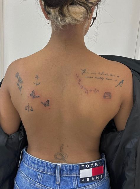 Fine Line Back Tattoo Women, Small Back Tattoos, 2022 Sticker, Instagram Sticker, Small Girly Tattoos, Petite Tattoos, Red Tattoos, Classy Tattoos, Tattoo Script