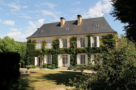 Seven glorious French country houses for sale - Country Life French Country Houses, Homes In France, Beautiful Exterior, Open Fireplace, Country Houses, Guest Cottage, French Property, Beaux Villages, Private Office