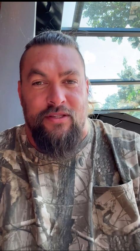 Jason Momoa Fake Video Call, Jason Momoa Selfie, Jason Momoa Body, Aquaman Actor, Alpha Man, Jason Momoa Shirtless, Swamp People, Jason Momoa Aquaman, Fake Ft Call