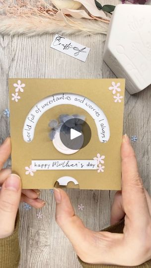 Handmade Paper Cards, Mothersday Cards, Handmade Cards Diy, Paper Punches, Circle Punch, Interactive Cards, Card Tutorial, Mothersday Gifts, Tiny Heart