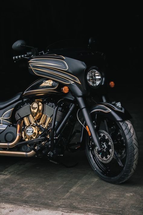 Indian Dark Horse, Indian Cycle, Indian Chieftain, Indian Motors, Vintage Indian Motorcycles, Zac Brown, Motorcycle Wallpaper, Fenway Park, Indian Motorcycle