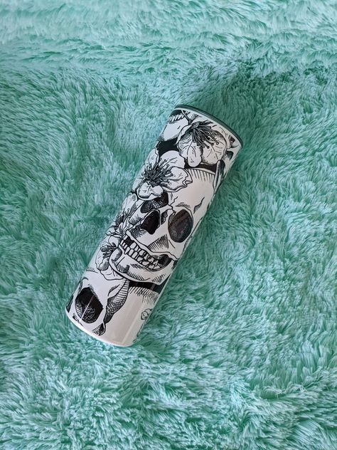 Skeleton Tumbler, Skull And Flowers, Skull Tumbler, Cup Ideas, Kids Tumbler, Dinosaur Kids, Water Glasses, Personalized Tumblers, Personalised Kids