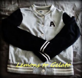 Lemons To Gelato: DIY Varsity Jacket Old Navy Hack Diy Varsity Jacket, Jacket Diy, Diy Jacket, School Looks, Varsity Jacket, Old Navy, Back To School, I Love, Navy