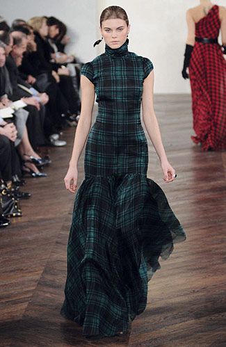 Ralph Lauren green tartan dress. Rock Dress, Tartan Wedding, Tartan Clothing, Costume Carnaval, Tartan Fashion, Ralph Lauren Fall, Tartan Dress, Vestidos Vintage, 가을 패션