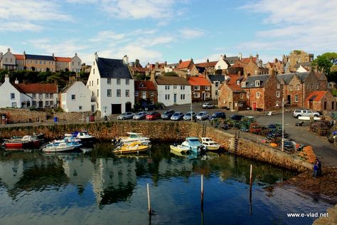 Crail, Scotland - Amazing blue sea water showing reflection of colorful village houses. Scotland Hiking, Humans Of New York, England And Scotland, North Sea, Scotland Travel, Fishing Villages, England Travel, Travel Beauty, Pretty Places