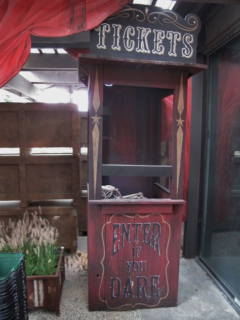 Ticket booth for Roger's Gardens Halloween carnival 2015                                                                                                                                                                                 More Circus Halloween Decorations, Booths Ideas, Haunted Circus, Carnival Booths, Haunted Carnival, Halloween Decorations Ideas, Halloween Circus, Creepy Carnival, Ideas For Fun