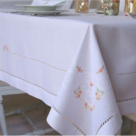 Embroidery Tablecloth Pattern, Table Cloth Embroidery, Embroidery Tablecloth, Tablecloth Pattern, Cloth Embroidery, Kitchen Tablecloths, Table Dressing, Embroidered Tablecloth, Table Napkins