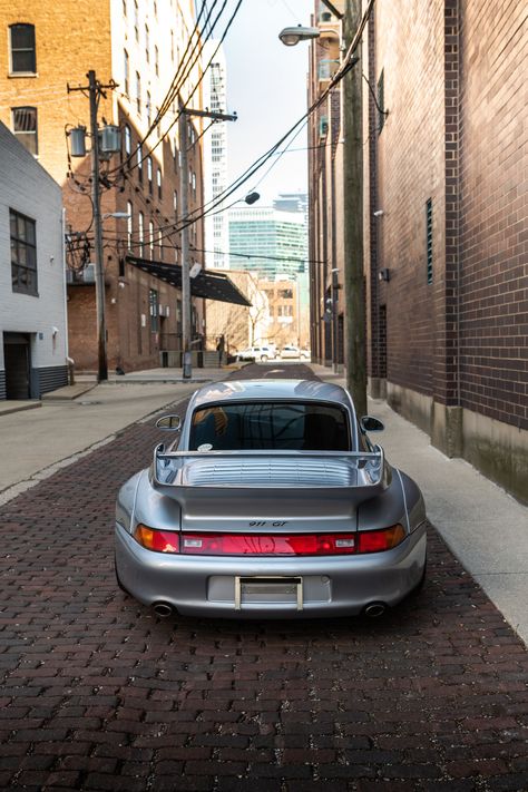 Porsche 993 Gt2, Raptor Ford, 993 Gt2, Porsche Sports Car, Ferdinand Porsche, Cars Land, Porsche 993, A Million Dollars, Vintage Porsche