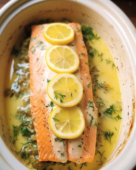 Slow Cooker Salmon Recipes, Crockpot Seafood, Slow Cooker Salmon, Cooktop Cove, Slow Cooker Kitchen, Seafood Dish Recipes, Fish Dinner Recipes, Main Entrees, Salmon Seasoning