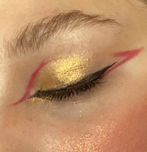 Color Guard Makeup Ideas, Red And Gold Eyeshadow Looks, Red And Gold Eye Makeup, Egyptian Goddess Makeup, Red And Gold Makeup, Color Guard Makeup, Guard Makeup, Gold Eyeshadow Looks, Red Makeup Looks