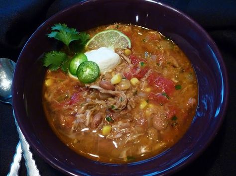 Sopa de Carnitas with Chipotle and Lime. *Left over Carnita's in a soup *Includes recipe for Carnita's Carnitas Soup, Pulled Pork Soup, Leftover Carnitas, Leftover Ideas, Leftover Pork, Pork Soup, Carnitas Recipe, Paleo Crockpot, Pork Carnitas